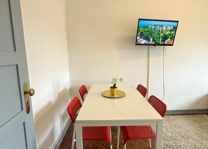 Casas Da Eva - Campolide Homestay