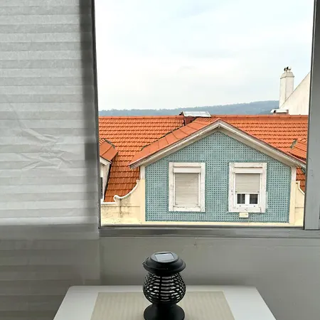 Casas Da Eva - Campolide Δωμάτια σε οικογενειακή κατοικία Lisboa